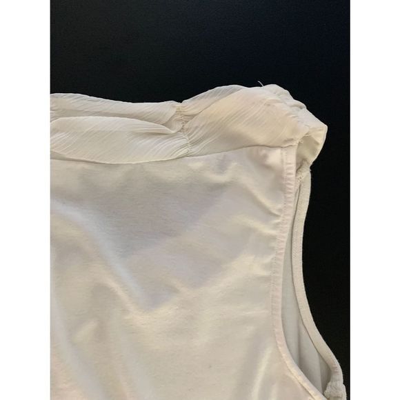 New York & Co Cream Pleated Ruffle Front Scarf Sleeveless Shell Top M (A-008) - Picture 4 of 8